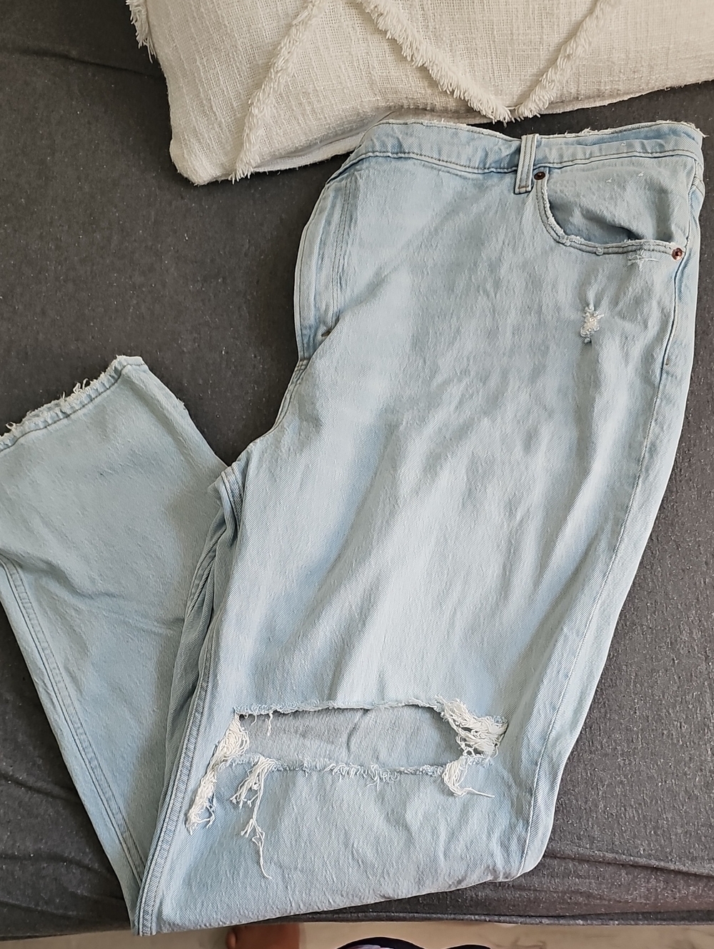 Abercrombie & Fitch Light Blue Distressed Relaxed Jeans